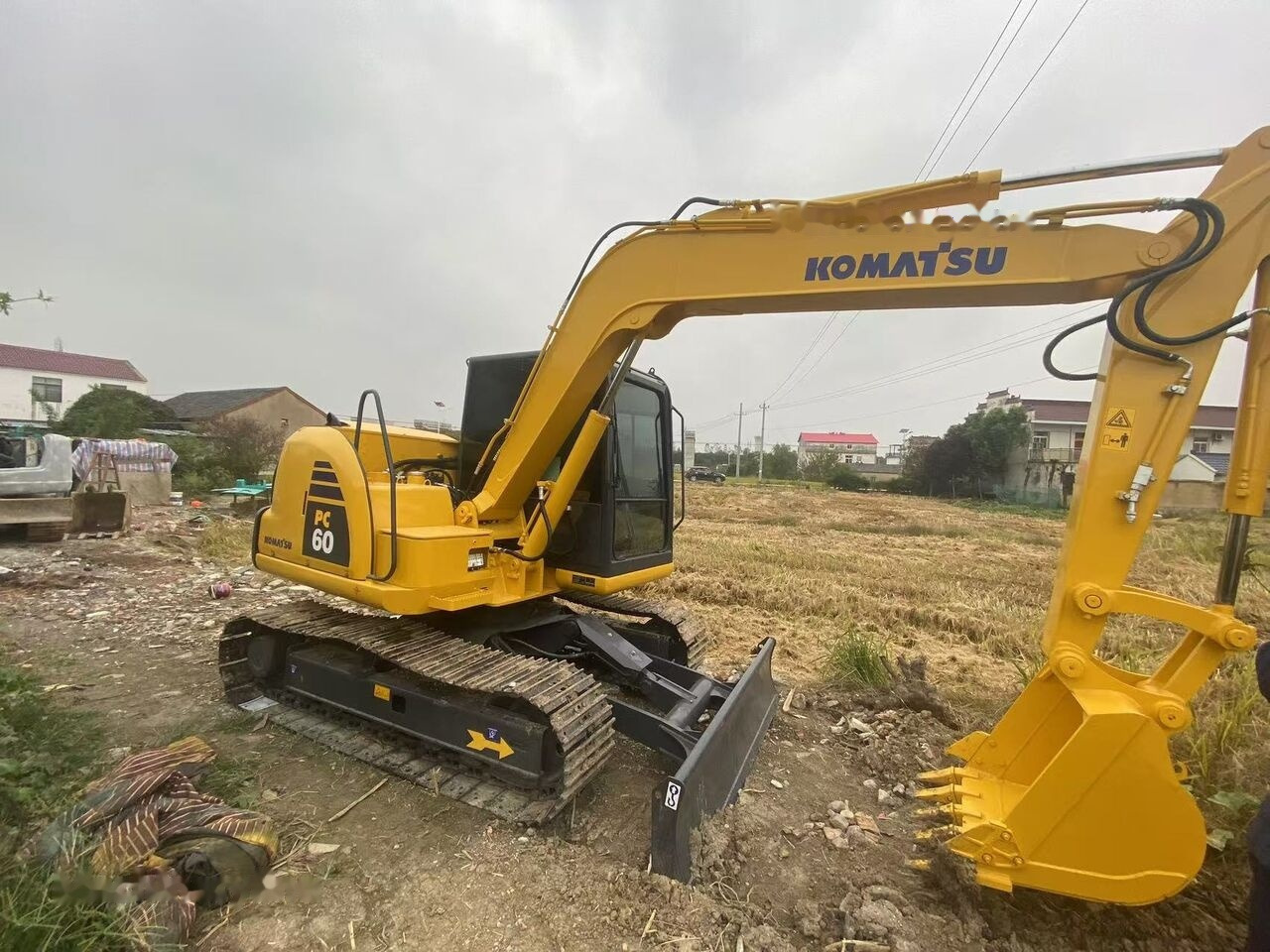 Komatsu PC60-8 - Mini pelle: photos 2 Komatsu PC60-8 - Mini pelle: photos 2