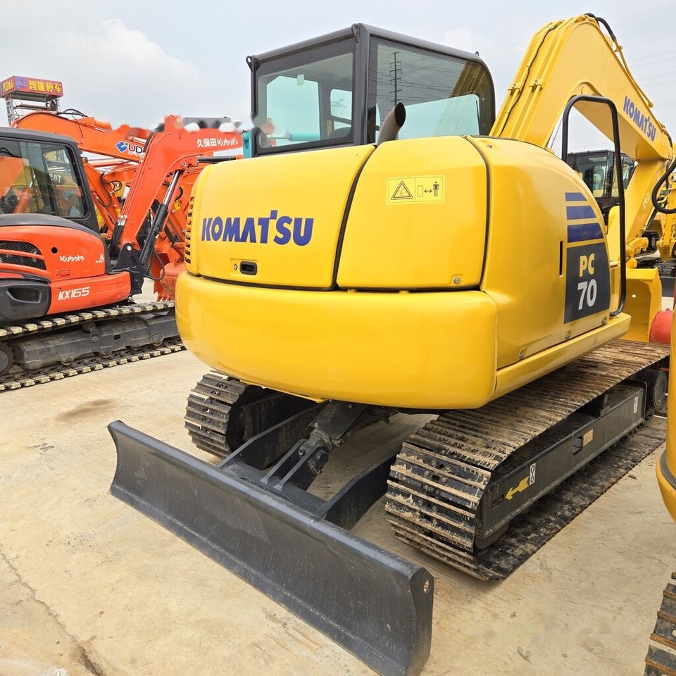 Komatsu PC70-8 - Mini pelle: photos 5 Komatsu PC70-8 - Mini pelle: photos 5