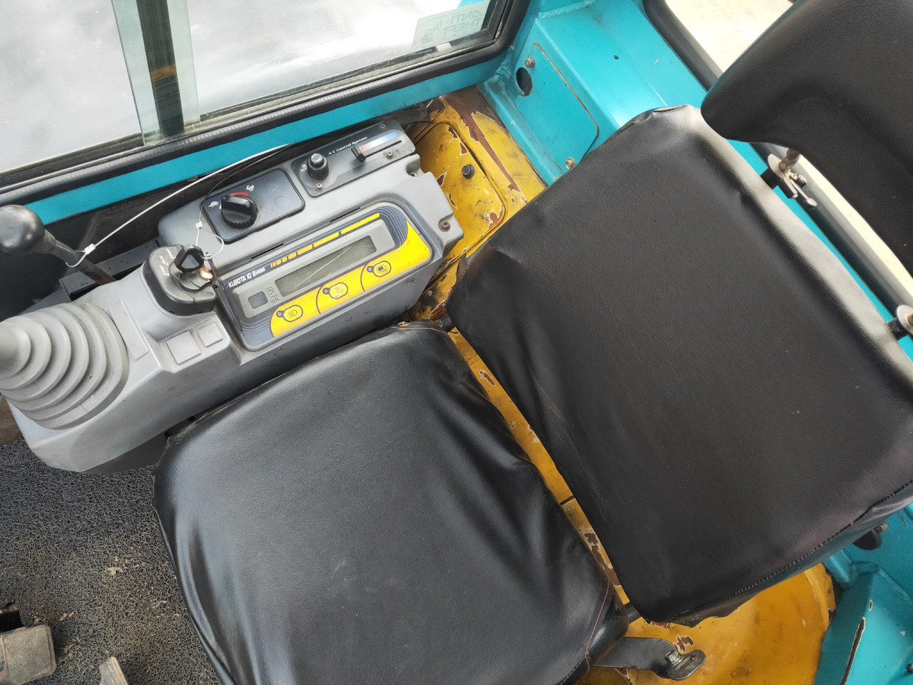 Kubota KX135 - Mini pelle: photos 1 Kubota KX135 - Mini pelle: photos 1