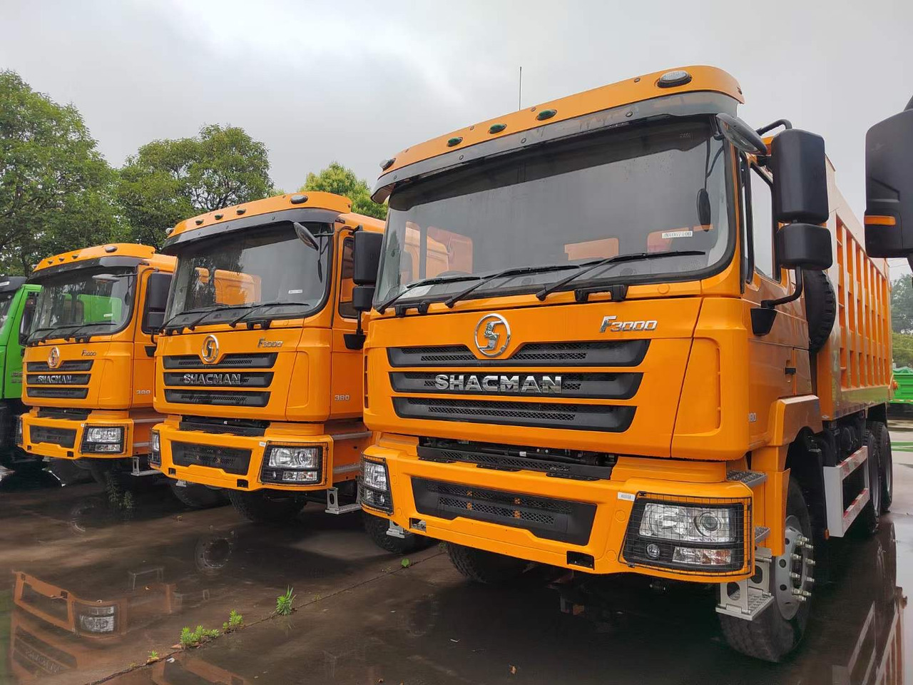 SHACMAN F3000 6x4 - Camion benne: photos 1 SHACMAN F3000 6x4 - Camion benne: photos 1