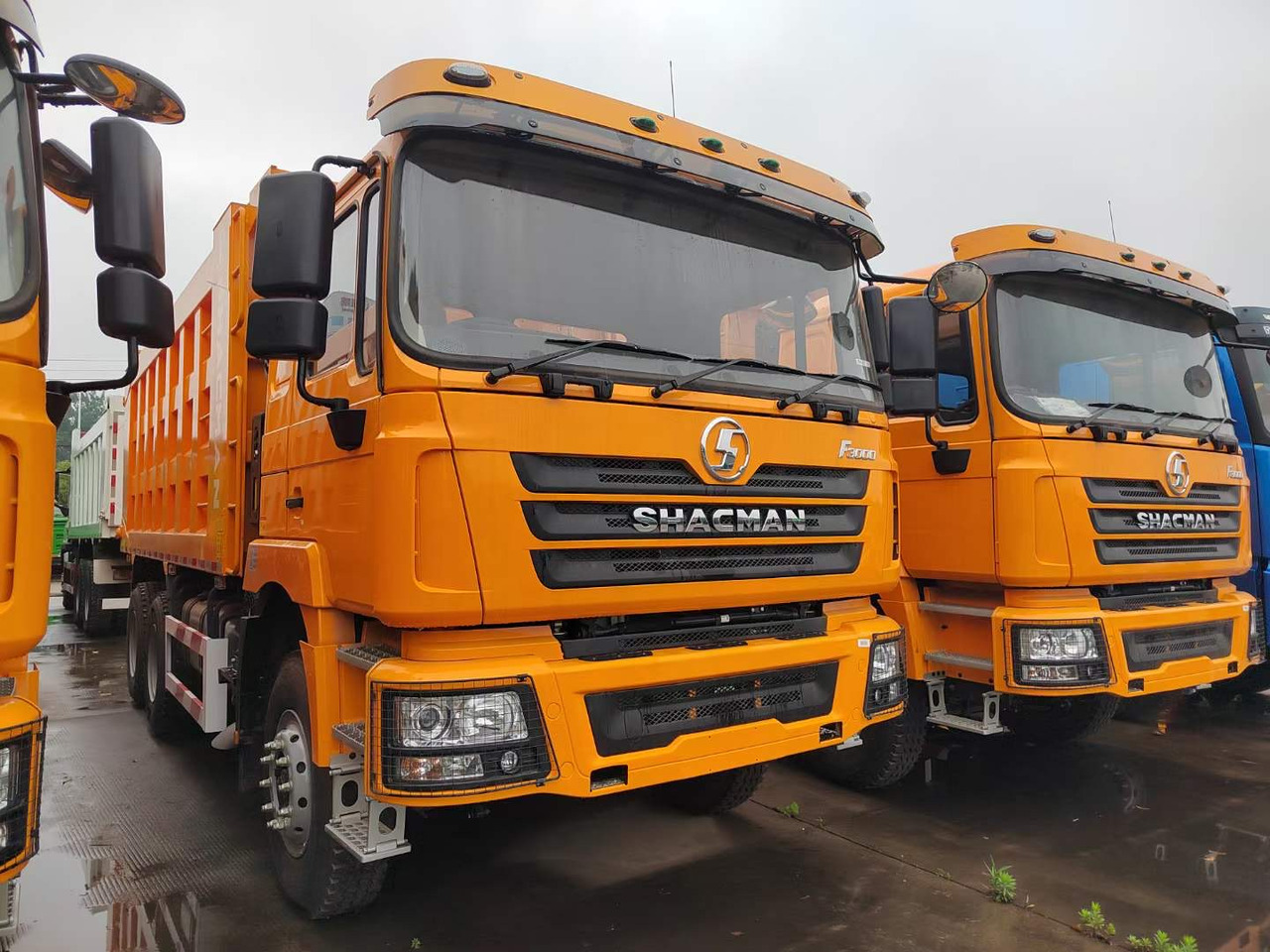SHACMAN F3000 6x4 - Camion benne: photos 4 SHACMAN F3000 6x4 - Camion benne: photos 4