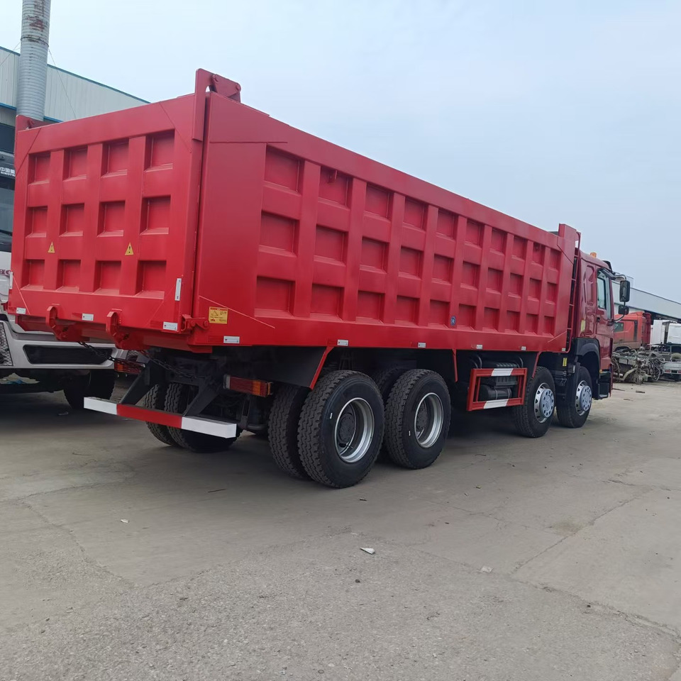 SINOTRUK HOWO - Camion benne: photos 3 SINOTRUK HOWO - Camion benne: photos 3
