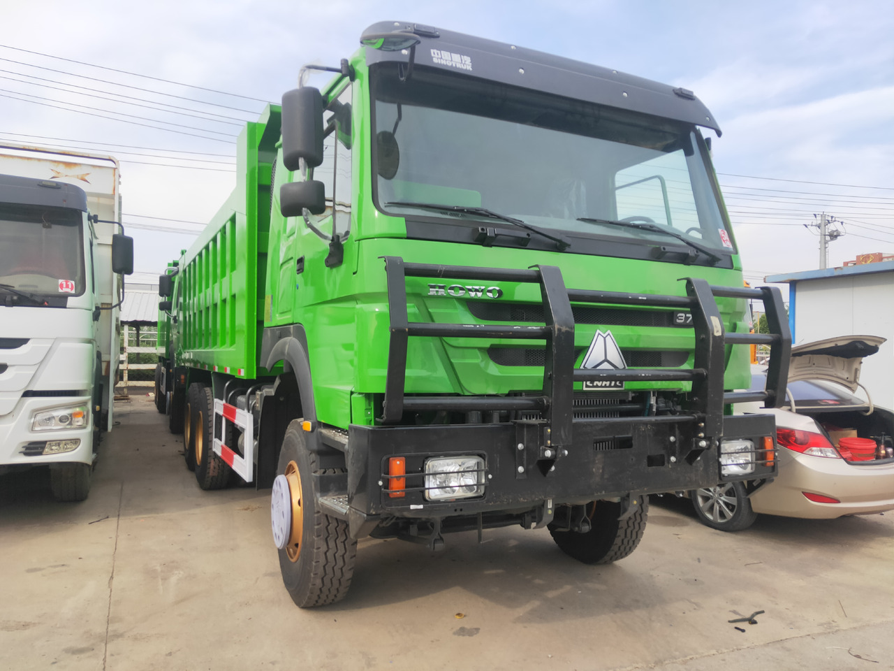 SINOTRUK Howo - Camion benne: photos 4 SINOTRUK Howo - Camion benne: photos 4