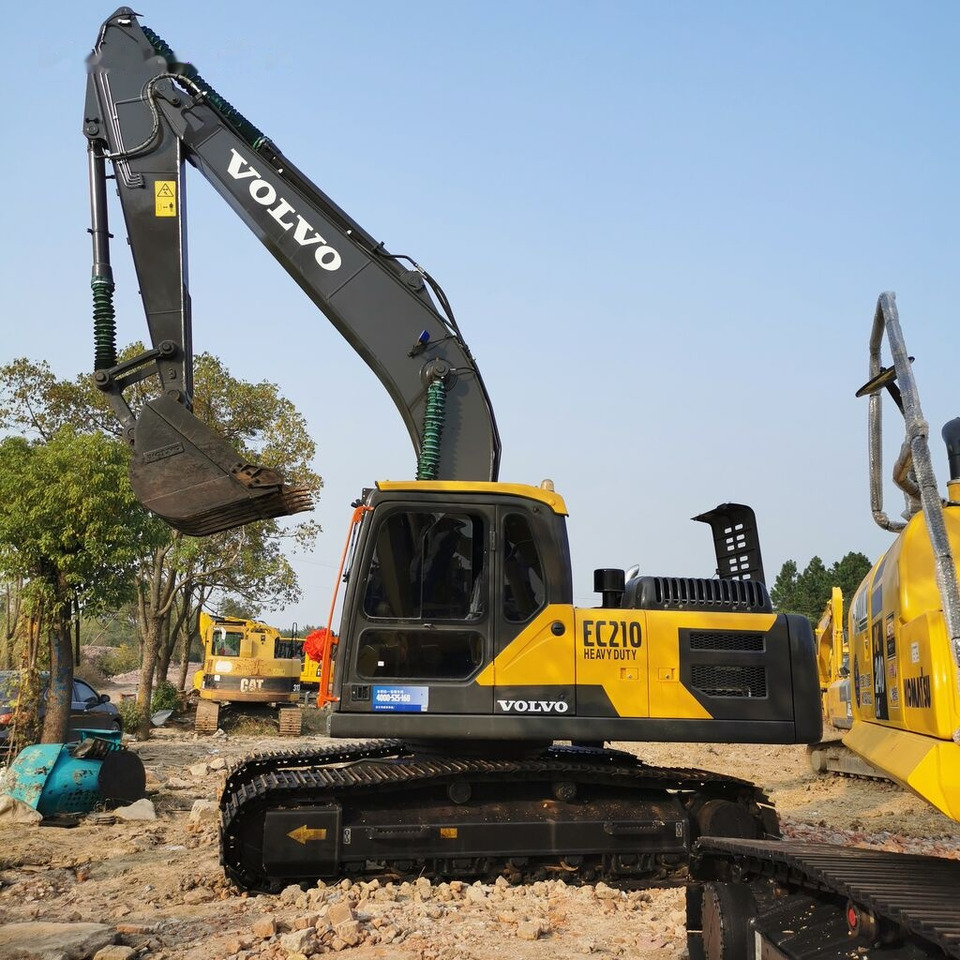 Volvo EC210 - Pelle sur chenille: photos 1 Volvo EC210 - Pelle sur chenille: photos 1
