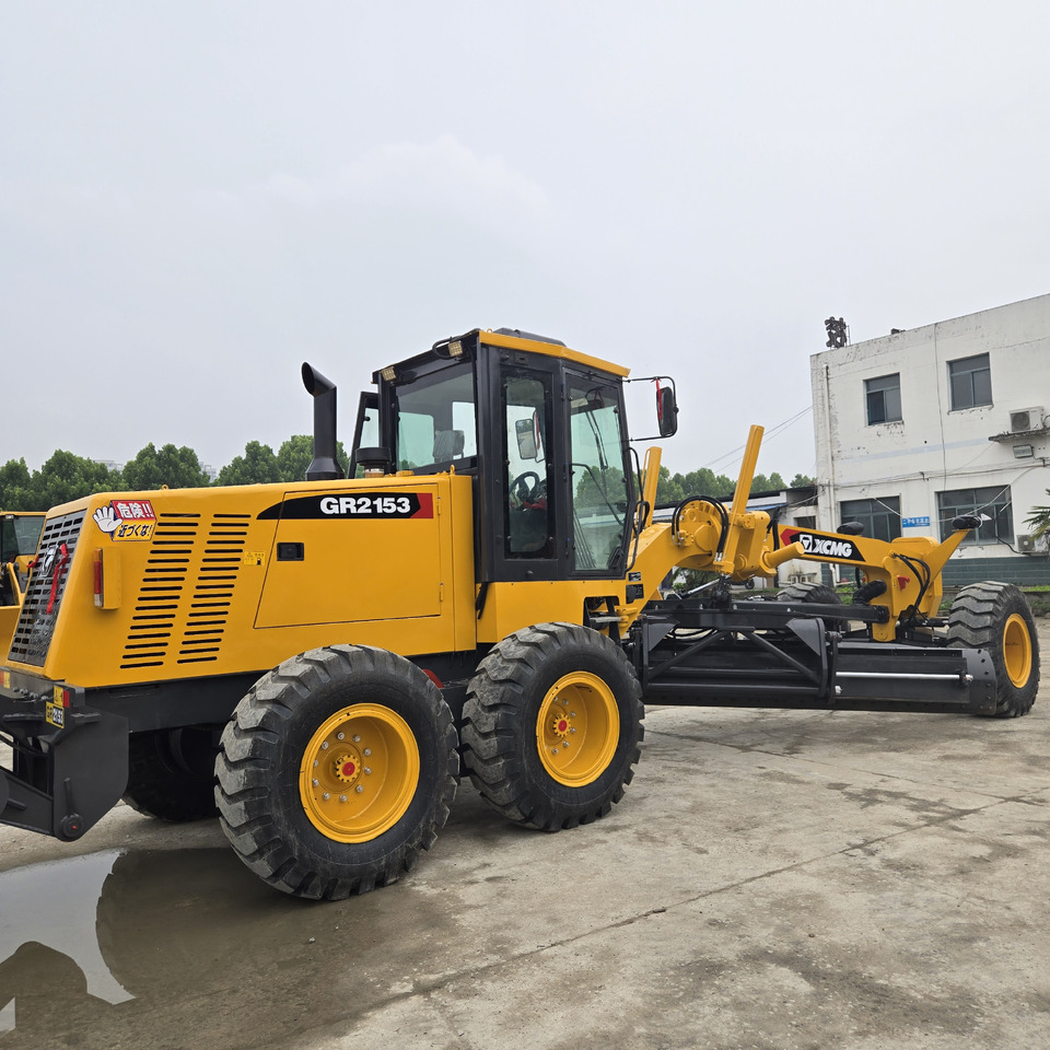 XCMG GR2153 - Niveleuse: photos 4 XCMG GR2153 - Niveleuse: photos 4