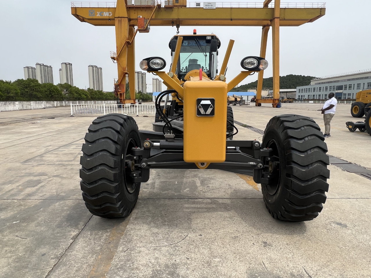 XCMG GR2153 - Niveleuse: photos 2 XCMG GR2153 - Niveleuse: photos 2