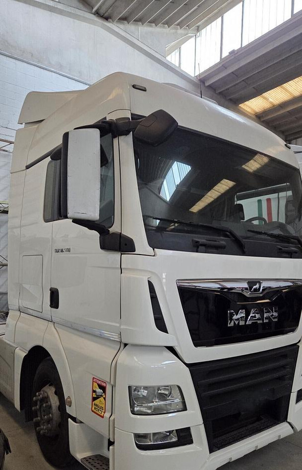 Cabina MAN TGX 18.500 XLX in - Cabine pour Camion: photos 2 Cabina MAN TGX 18.500 XLX in - Cabine pour Camion: photos 2