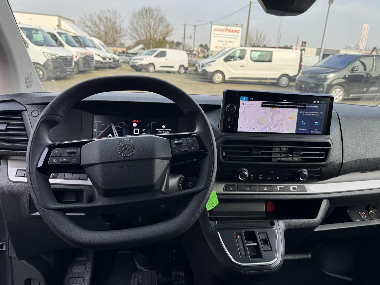 CITROEN Jumpy M 2.0 BlueHDi 180CH EAT8 PACK LOOK - Fourgon utilitaire: photos 4 CITROEN Jumpy M 2.0 BlueHDi 180CH EAT8 PACK LOOK - Fourgon utilitaire: photos 4