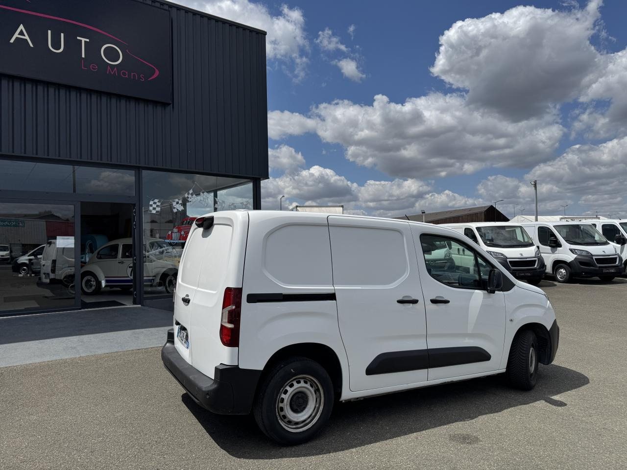 CITROEN berlingo M 650KG BLUEHDI 100 S&S DRIVER BVM5 - Fourgon utilitaire: photos 5 CITROEN berlingo M 650KG BLUEHDI 100 S&S DRIVER BVM5 - Fourgon utilitaire: photos 5