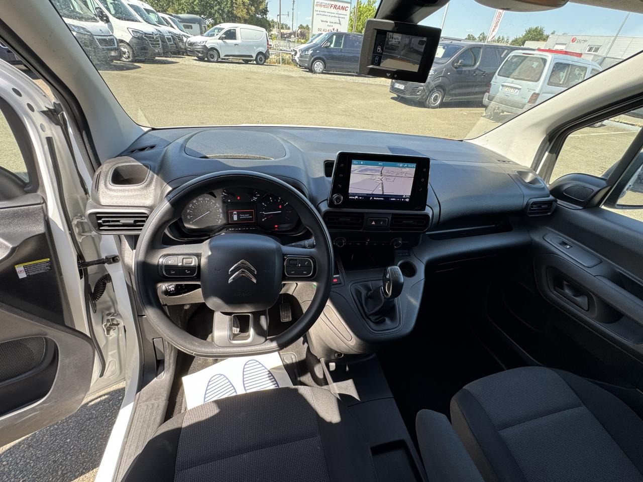 CITROEN berlingo M 650KG BLUEHDI 100 S&S DRIVER - Fourgon utilitaire: photos 3 CITROEN berlingo M 650KG BLUEHDI 100 S&S DRIVER - Fourgon utilitaire: photos 3