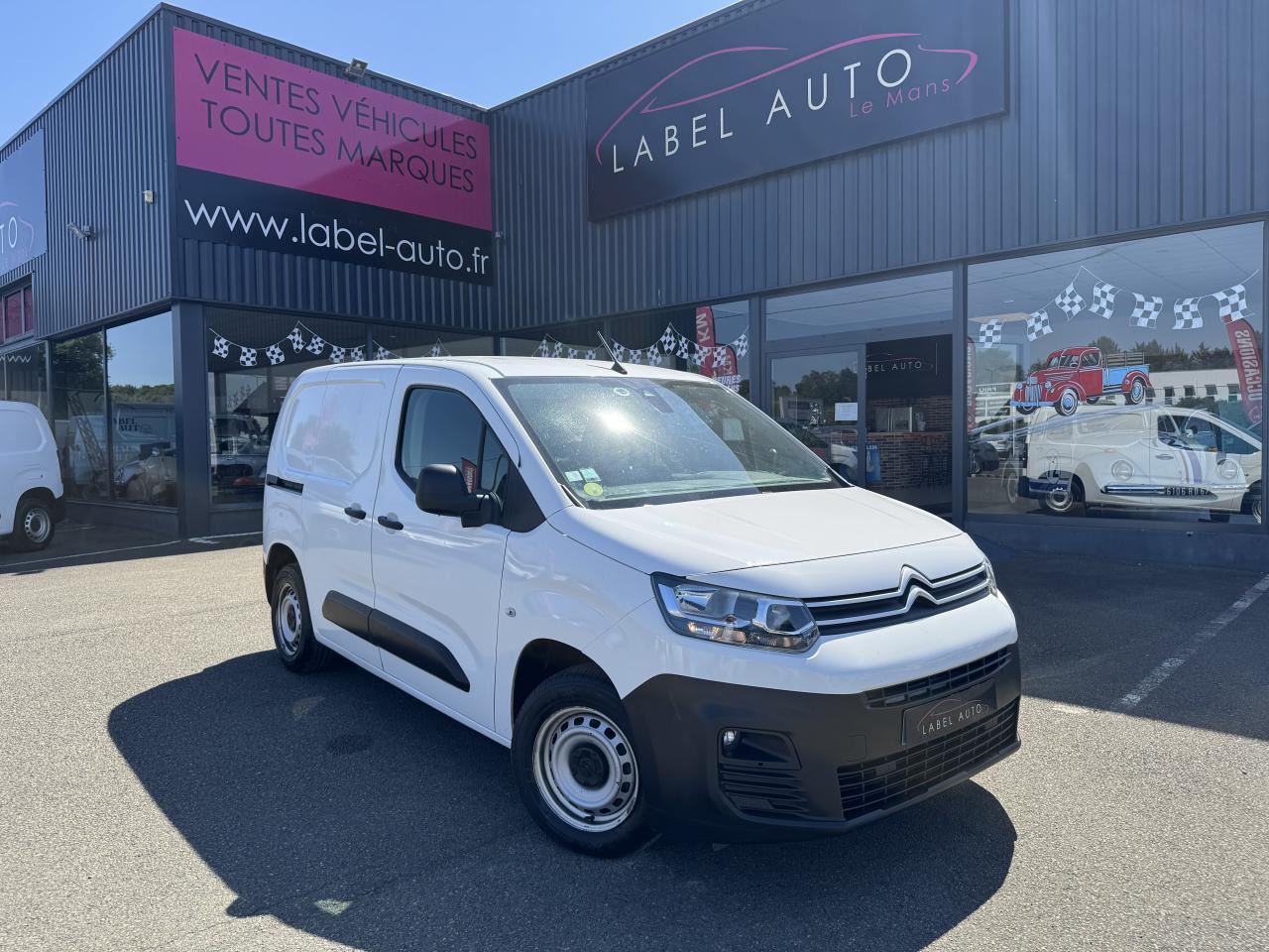 CITROEN berlingo M 650KG BLUEHDI 100 S&S DRIVER - Fourgon utilitaire: photos 1 CITROEN berlingo M 650KG BLUEHDI 100 S&S DRIVER - Fourgon utilitaire: photos 1