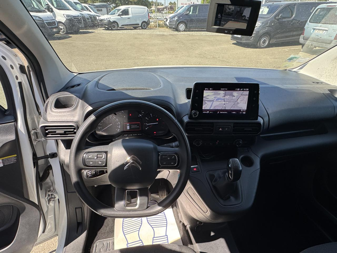 CITROEN berlingo M 650KG BLUEHDI 100 S&S DRIVER - Fourgon utilitaire: photos 3 CITROEN berlingo M 650KG BLUEHDI 100 S&S DRIVER - Fourgon utilitaire: photos 3