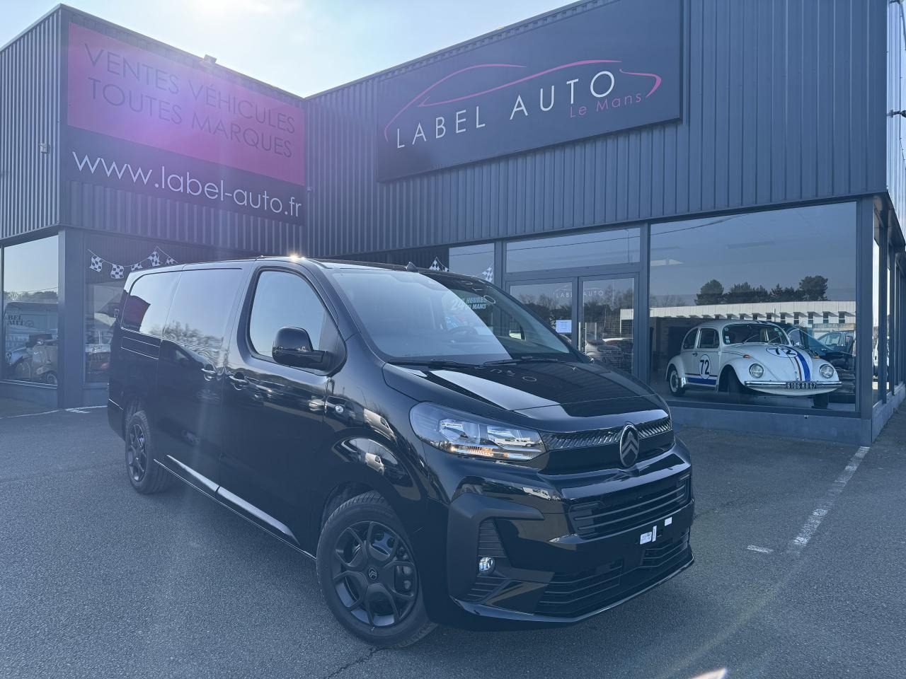 CITROEN jumpy XL 2.0 BLUEHDI 180CH S&S CABINE APPROFONDIE FIXE EAT8 5 PLACES - Fourgon utilitaire: photos 1 CITROEN jumpy XL 2.0 BLUEHDI 180CH S&S CABINE APPROFONDIE FIXE EAT8 5 PLACES - Fourgon utilitaire: photos 1
