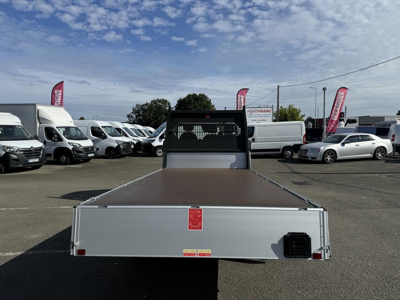 FIAT Ducato Maxi 3.5 XL 2.2 - 140 S&S III PLATEAU CABINE Plateau cabine Maxi 3.5 XL PHASE 4 - Utilitaire plateau: photos 3 FIAT Ducato Maxi 3.5 XL 2.2 - 140 S&S III PLATEAU CABINE Plateau cabine Maxi 3.5 XL PHASE 4 - Utilitaire plateau: photos 3