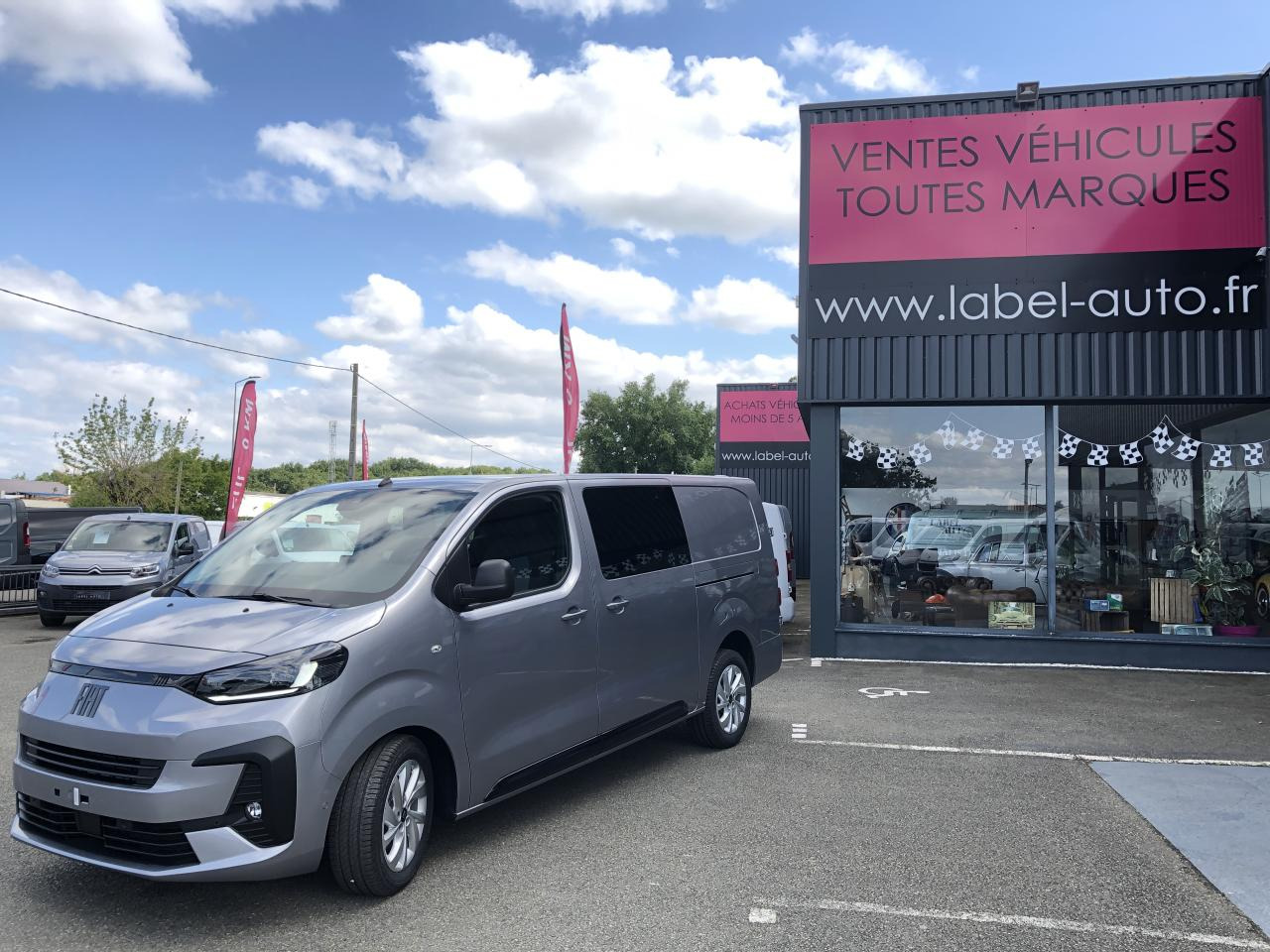 FIAT SCUDO XL 2.0 HDI 180CH EAT-8 CABINE APPROFONDIE 5 PLACES - Utilitaire double cabine: photos 5 FIAT SCUDO XL 2.0 HDI 180CH EAT-8 CABINE APPROFONDIE 5 PLACES - Utilitaire double cabine: photos 5