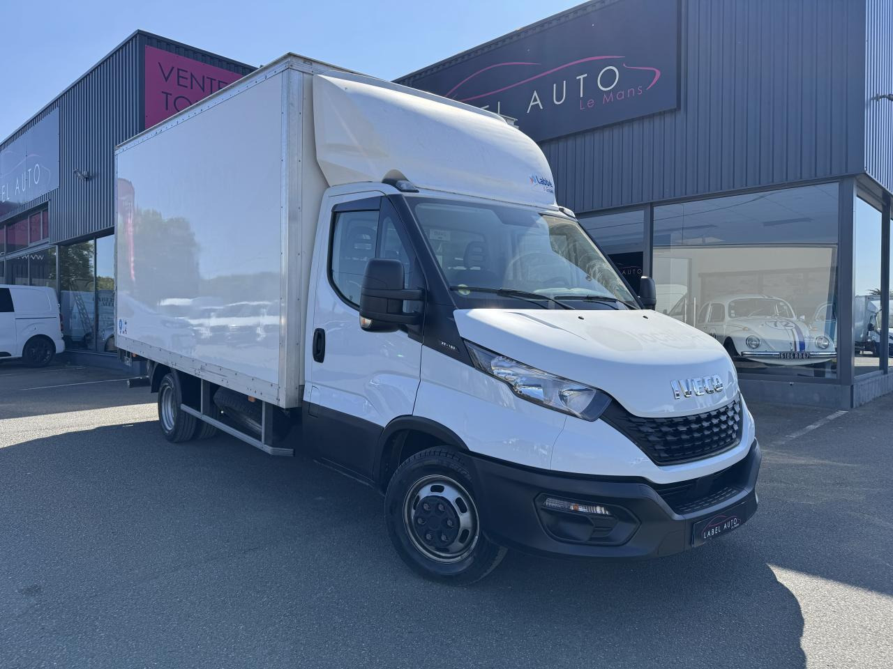 Iveco Daily 35 C 16 CAISSE HAYON 20M3 - Fourgon grand volume: photos 2 Iveco Daily 35 C 16 CAISSE HAYON 20M3 - Fourgon grand volume: photos 2