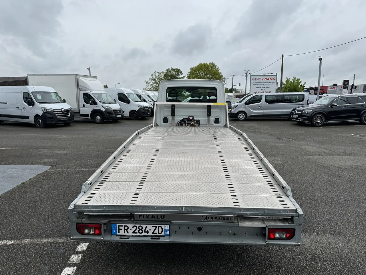 Iveco Daily 35S16H3.0 EMPATTEMENT 4100 - Remorqueuse: photos 3 Iveco Daily 35S16H3.0 EMPATTEMENT 4100 - Remorqueuse: photos 3