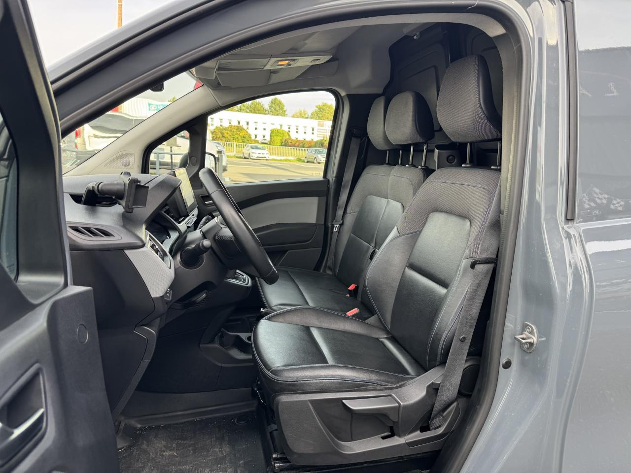 NISSAN Townstar L1 1.3 Tce - 130 FOURGON N-Connecta L1 - Fourgon utilitaire: photos 5 NISSAN Townstar L1 1.3 Tce - 130 FOURGON N-Connecta L1 - Fourgon utilitaire: photos 5