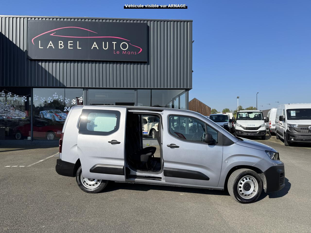 PEUGEOT Partner XL 1.5 BlueHDi S&S - 100 III CABINE APPROFONDIE Cabine approfondie XL PHASE 2 - Fourgon utilitaire: photos 3 PEUGEOT Partner XL 1.5 BlueHDi S&S - 100 III CABINE APPROFONDIE Cabine approfondie XL PHASE 2 - Fourgon utilitaire: photos 3