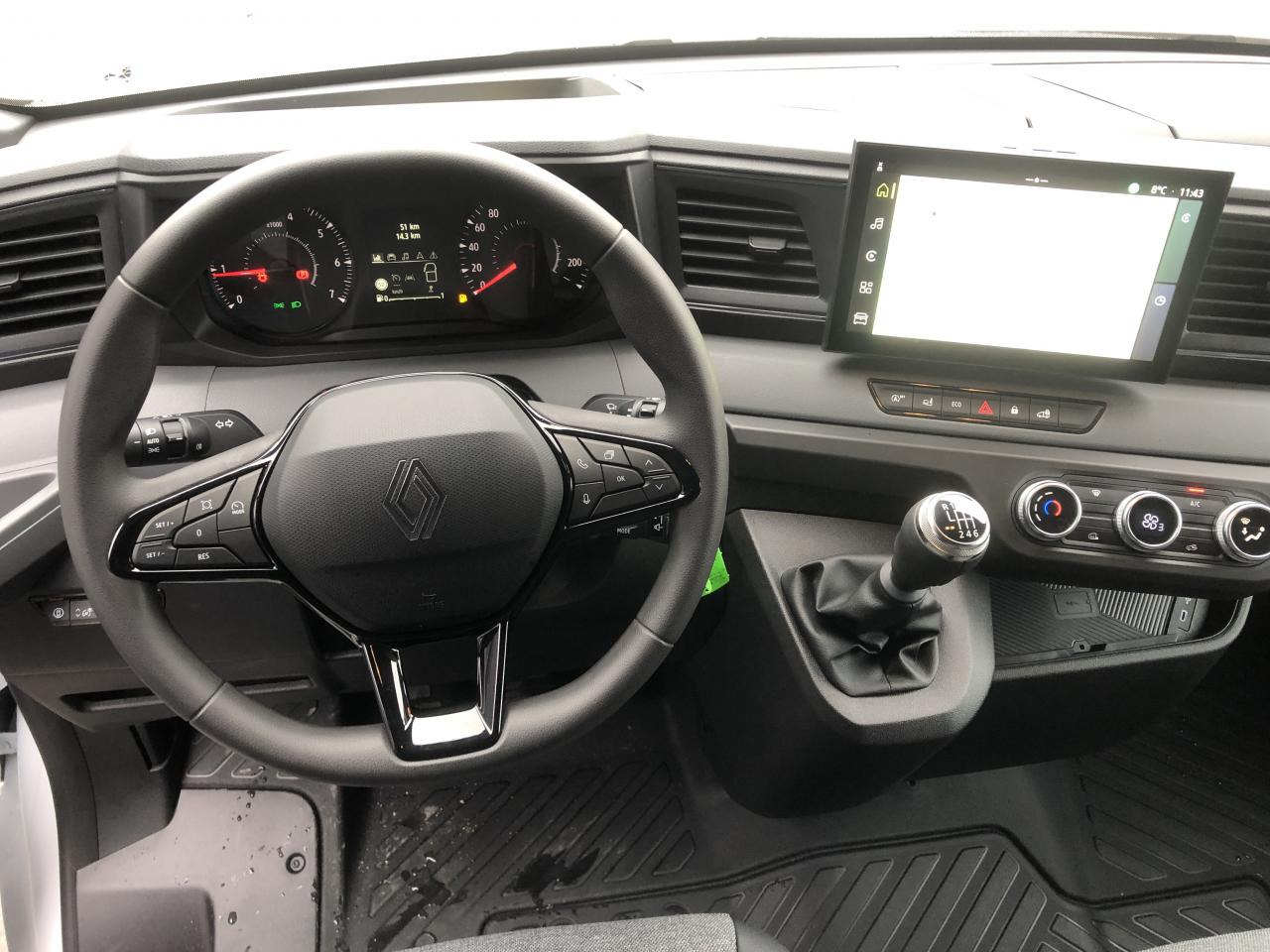 RENAULT MASTER ADVANCE 3T5 L2H2 2.0 BLUE DCI 150 CH TRACTION - Fourgon utilitaire: photos 4 RENAULT MASTER ADVANCE 3T5 L2H2 2.0 BLUE DCI 150 CH TRACTION - Fourgon utilitaire: photos 4