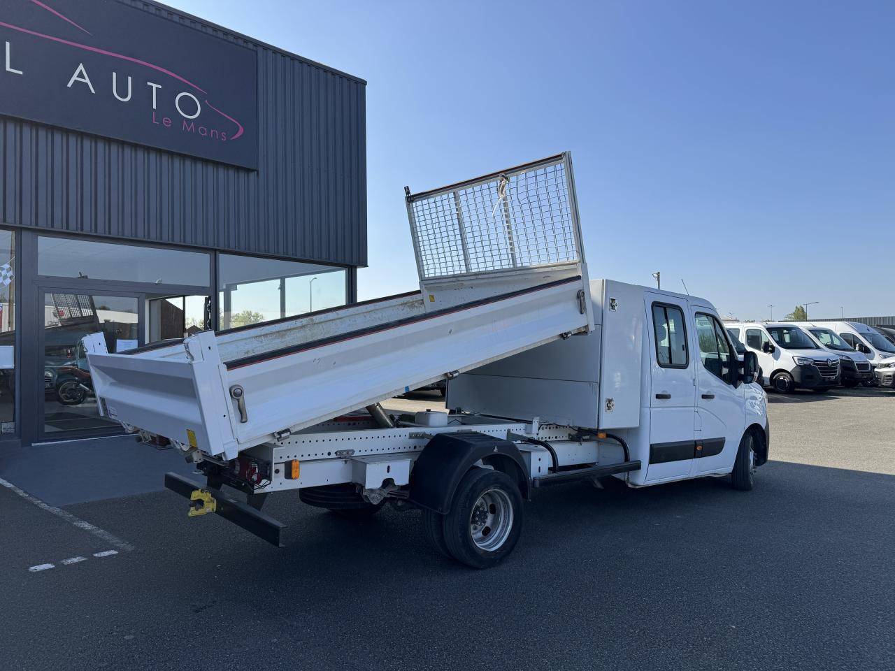 Renault Master combi RENAULT 3T5 BENNE + COFFRE RJ DOUBLE CABINE 6 PL 2.3 DCI 130 CH CONFORT + GPS + REGUL + CLIM - Utilitaire benne: photos 5 Renault Master combi RENAULT 3T5 BENNE + COFFRE RJ DOUBLE CABINE 6 PL 2.3 DCI 130 CH CONFORT + GPS + REGUL + CLIM - Utilitaire benne: photos 5
