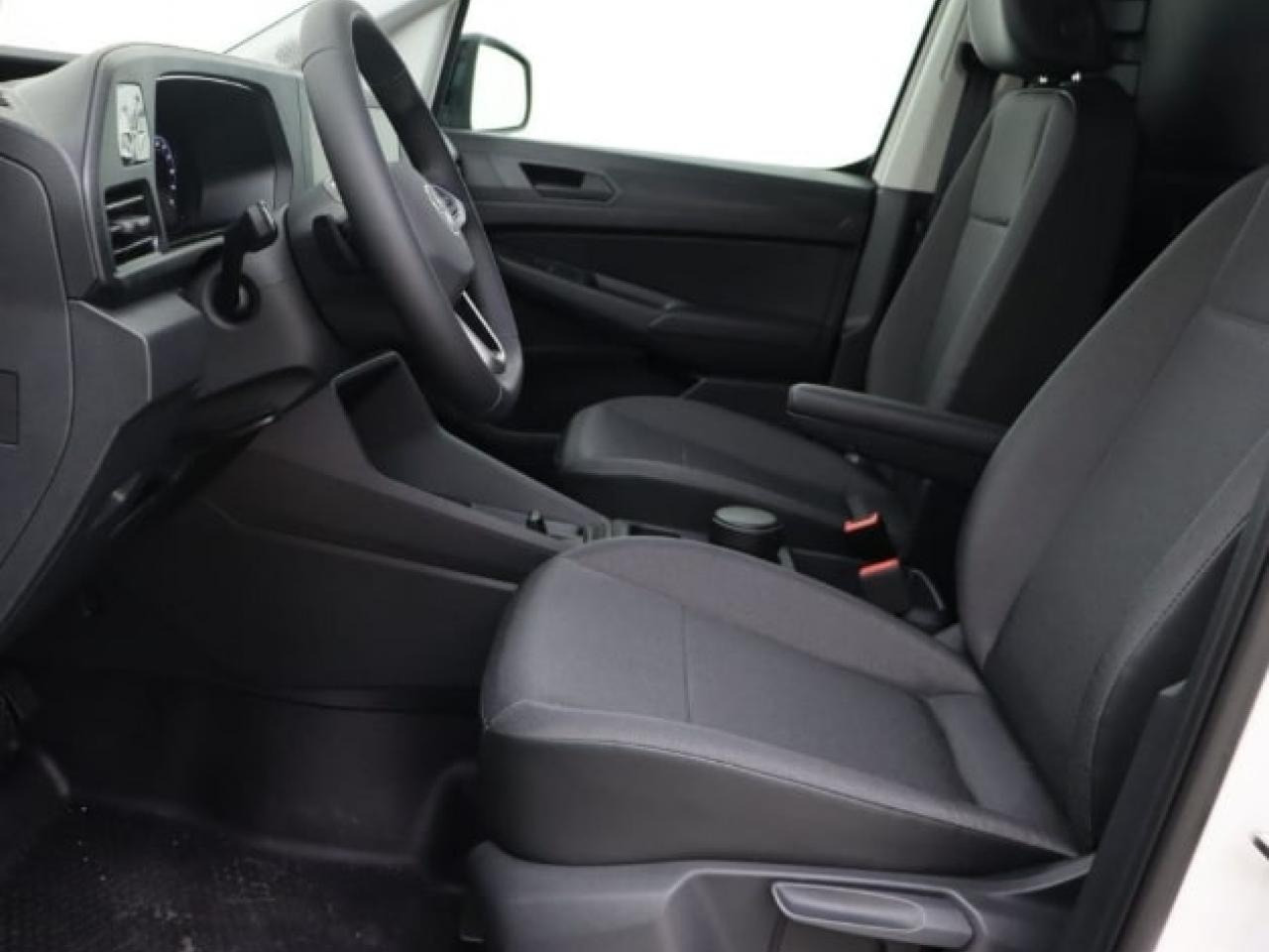 VOLKSWAGEN Caddy Cargo 2.0 16V TDI - 122 - BV DSG 7 2020 FOURGON Cargo Business - Fourgon utilitaire: photos 3 VOLKSWAGEN Caddy Cargo 2.0 16V TDI - 122 - BV DSG 7 2020 FOURGON Cargo Business - Fourgon utilitaire: photos 3