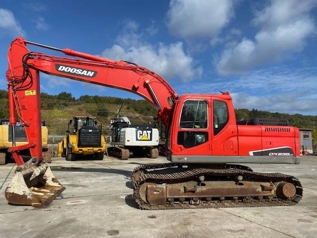 Doosan DX 235 LC  - Pelle sur chenille: photos 3 Doosan DX 235 LC  - Pelle sur chenille: photos 3