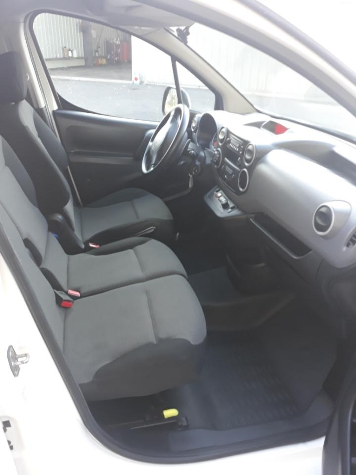 Citroën Berlingo Blue HDI 100 Frigo - Utilitaire frigorifique: photos 5 Citroën Berlingo Blue HDI 100 Frigo - Utilitaire frigorifique: photos 5