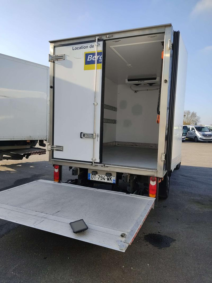 MASTER CC FRIGO 125CV - Utilitaire frigorifique: photos 3 MASTER CC FRIGO 125CV - Utilitaire frigorifique: photos 3
