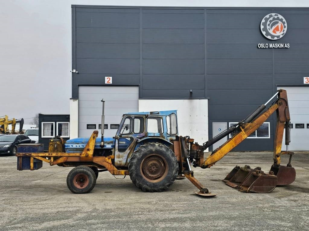 Leyland 270 - Tractopelle: photos 2 Leyland 270 - Tractopelle: photos 2
