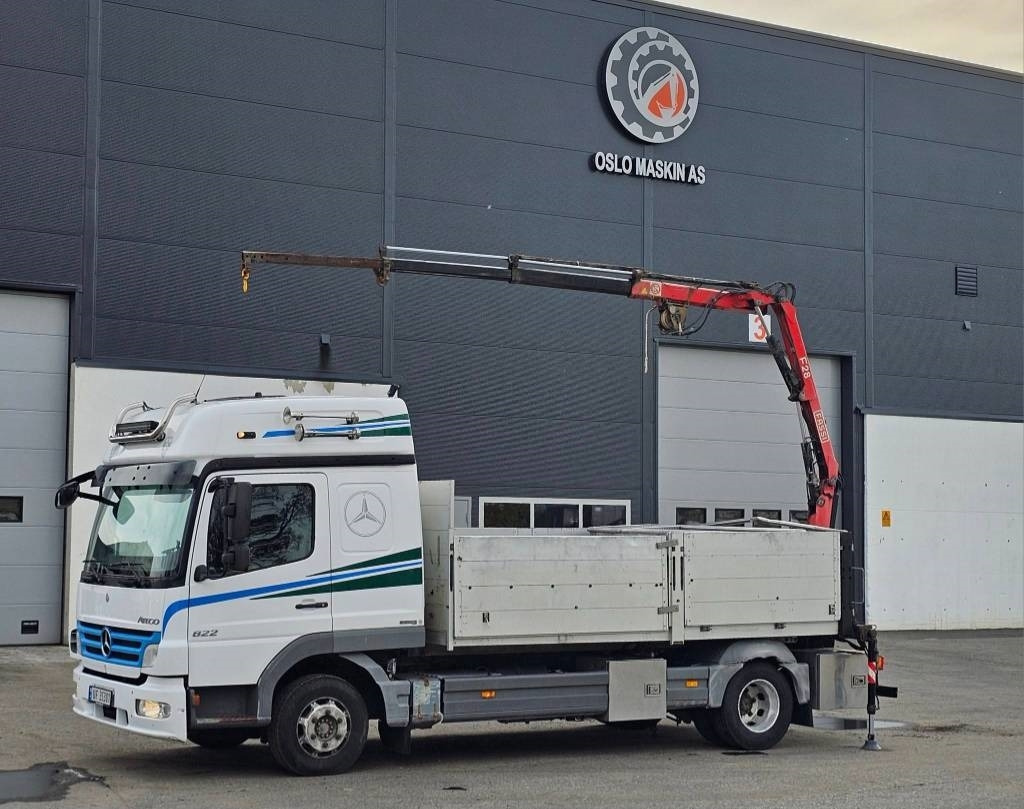 Mercedes-Benz Atego 822 L - Camion plateau: photos 3 Mercedes-Benz Atego 822 L - Camion plateau: photos 3