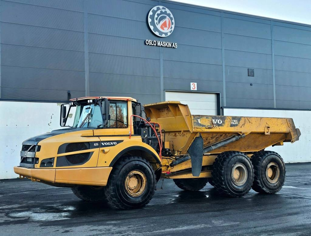 Volvo A 25 G - Tombereau articulé: photos 1 Volvo A 25 G - Tombereau articulé: photos 1