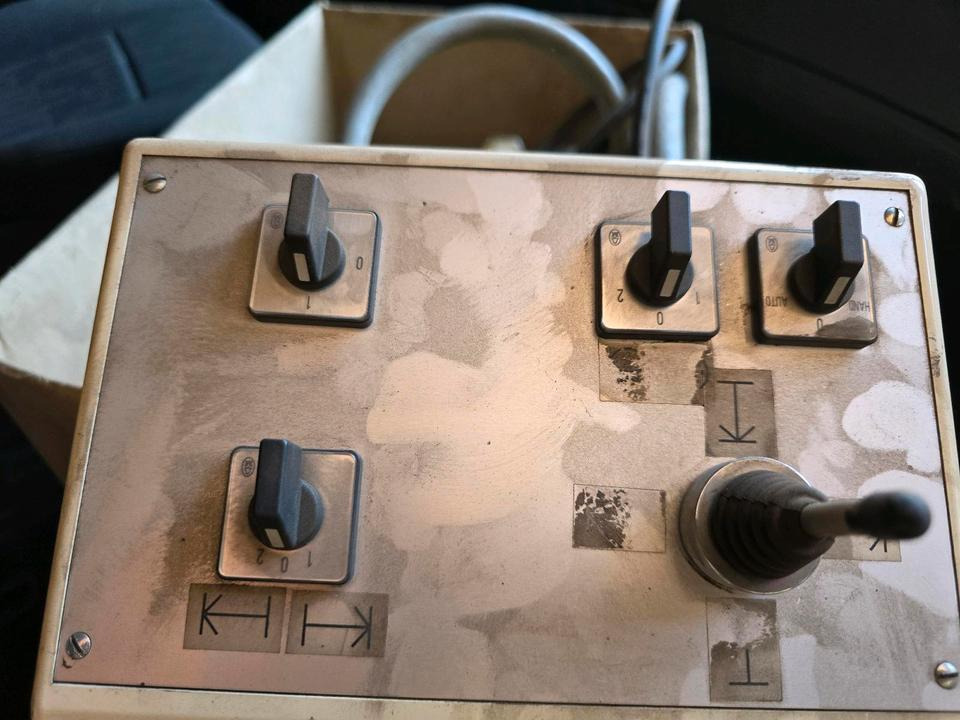 Leitpfostenwaschgerät WV 3-L Wassenberg Schmidt Drutzel für Unimog 405 U290 300 400 500 427 424 318 218 430 Leitpfosten - Brosse: photos 5 Leitpfostenwaschgerät WV 3-L Wassenberg Schmidt Drutzel für Unimog 405 U290 300 400 500 427 424 318 218 430 Leitpfosten - Brosse: photos 5