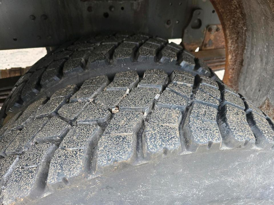 Engin de déneigement Mercedes-Benz Atego 1828 AK Absetzkipper Meiller Schmidt Schneepflug Küpper-Weisser Salzstreuer Allrad: photos 7