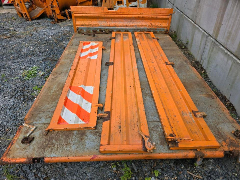 Unimog Pritsche Kipperpritsche 424 435 427 U 1650 2150 1450 1550 1400 1600 1200 - Benne pour poids lourds: photos 3 Unimog Pritsche Kipperpritsche 424 435 427 U 1650 2150 1450 1550 1400 1600 1200 - Benne pour poids lourds: photos 3