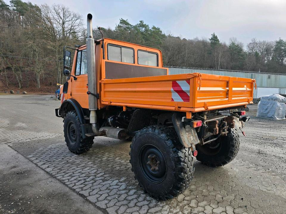 Unimog U1400 bj. 1990 424 427/10 Mercedes-Benz 1400 1600 1200 1000 - Camion benne, Véhicule de voirie/ Spécial: photos 3 Unimog U1400 bj. 1990 424 427/10 Mercedes-Benz 1400 1600 1200 1000 - Camion benne, Véhicule de voirie/ Spécial: photos 3