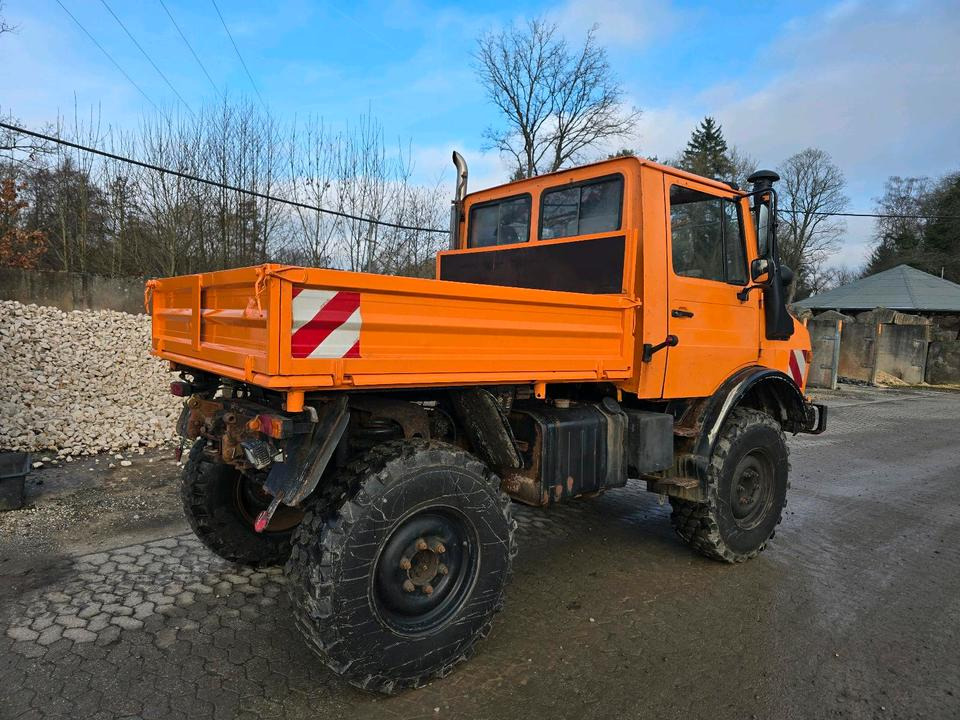 Unimog U1400 bj. 1990 424 427/10 Mercedes-Benz 1400 1600 1200 1000 - Camion benne, Véhicule de voirie/ Spécial: photos 4 Unimog U1400 bj. 1990 424 427/10 Mercedes-Benz 1400 1600 1200 1000 - Camion benne, Véhicule de voirie/ Spécial: photos 4