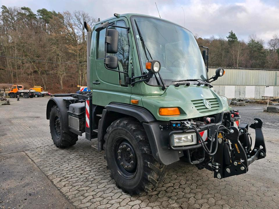 Unimog U400 AGRAR 405/10 405/12 NKS-Z-UGN-43K Mercedes-Benz UGE UGN LOF U 300 400 500 - Châssis cabine, Véhicule de voirie/ Spécial: photos 2 Unimog U400 AGRAR 405/10 405/12 NKS-Z-UGN-43K Mercedes-Benz UGE UGN LOF U 300 400 500 - Châssis cabine, Véhicule de voirie/ Spécial: photos 2