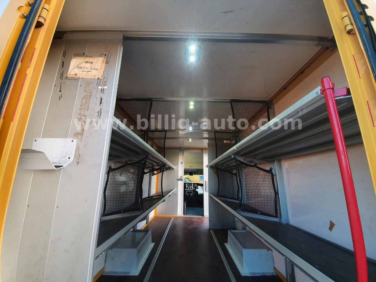 Voiture Iveco Daily 1.Hd*EU4*Luftfed.* Integralkoffer DHL POST: photos 8