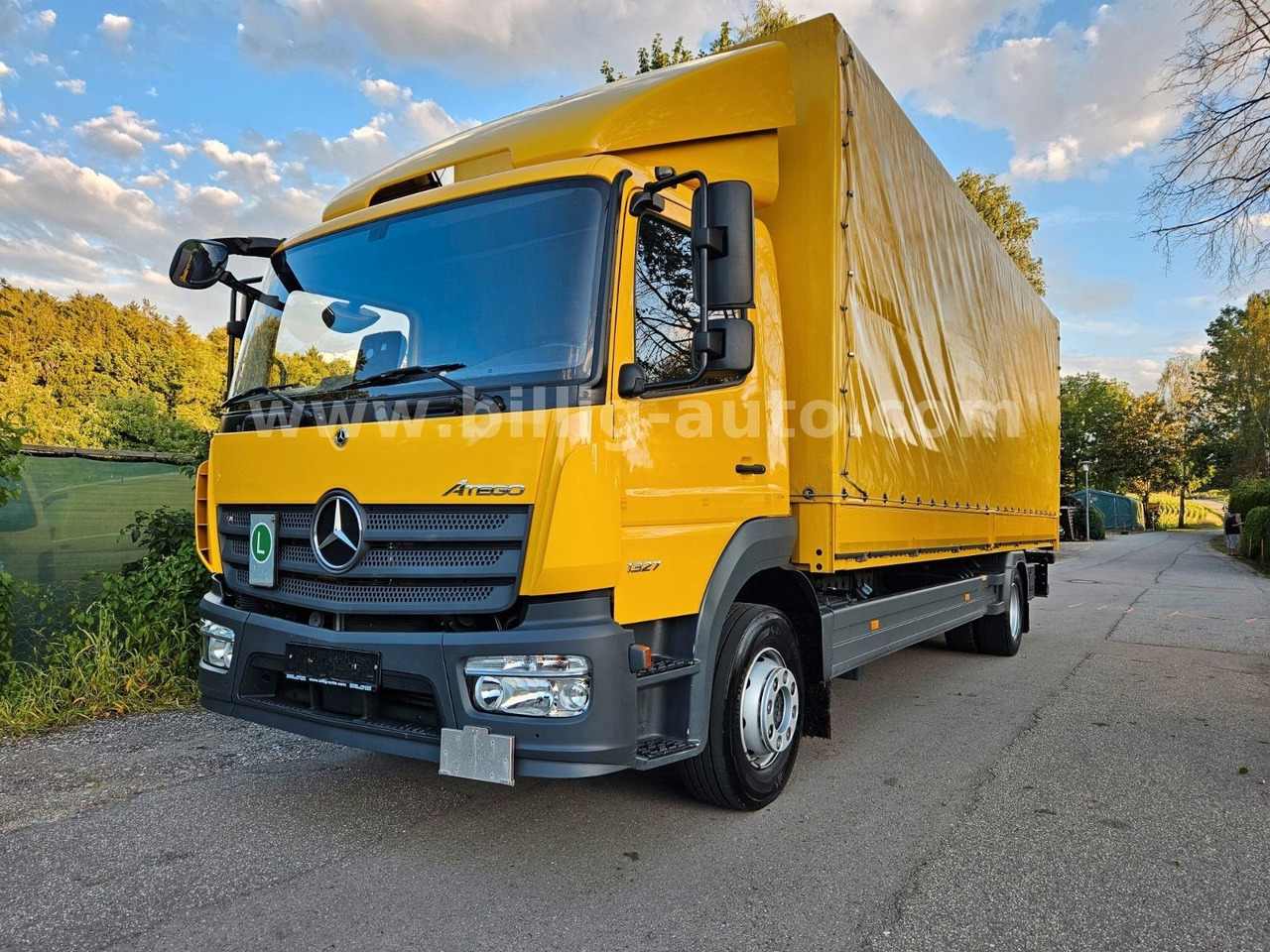 Mercedes-Benz Atego 1327 L * BREMS/SPUR-ASS*DIFF.*LBW*AHK*7.2m - Camion fourgon: photos 1 Mercedes-Benz Atego 1327 L * BREMS/SPUR-ASS*DIFF.*LBW*AHK*7.2m - Camion fourgon: photos 1