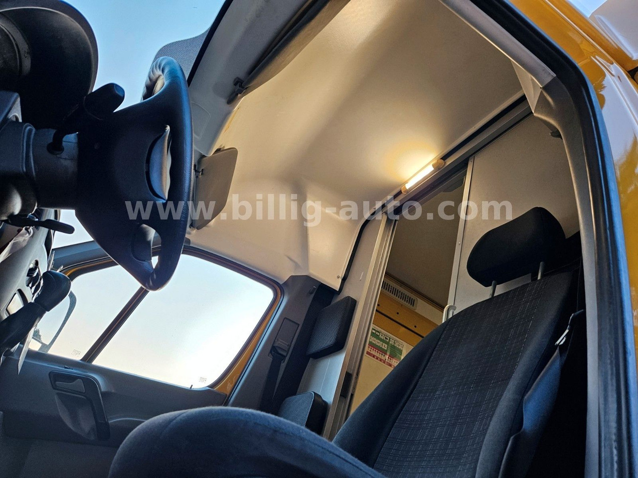 Fourgon grand volume Mercedes-Benz Sprinter EURO5 * Womo * Camper Foodtruck: photos 14 Fourgon grand volume Mercedes-Benz Sprinter EURO5 * Womo * Camper Foodtruck: photos 14