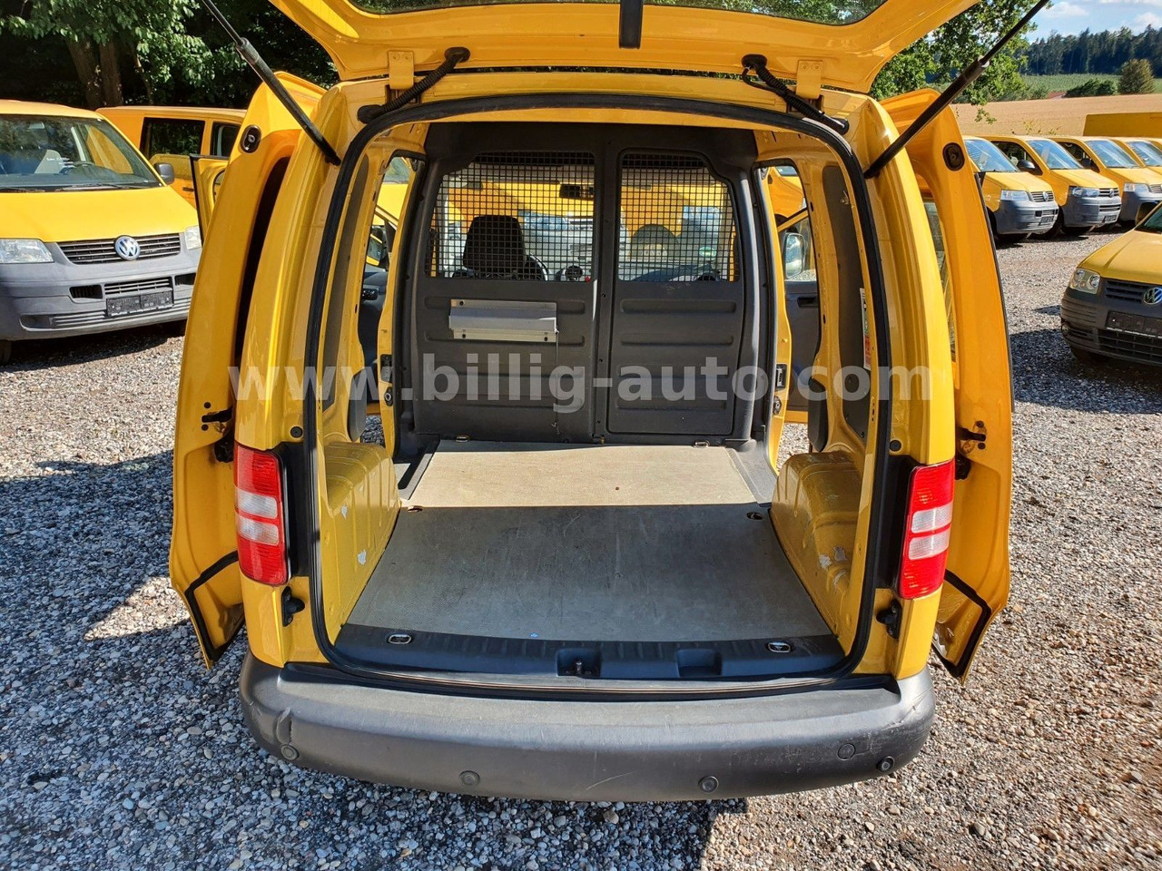 Volkswagen Caddy 2.0 TDI* EURO5*1.Hand*S-heft*2xSchiebetüre - Transport de personnes: photos 5 Volkswagen Caddy 2.0 TDI* EURO5*1.Hand*S-heft*2xSchiebetüre - Transport de personnes: photos 5