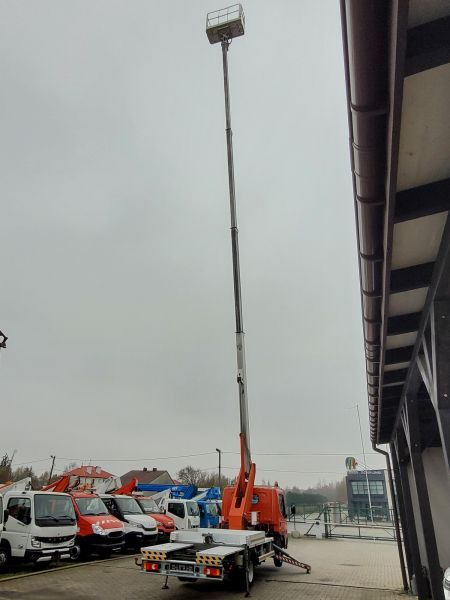 Camion avec nacelle Renault Maxity podnośnik koszowy 22 m Multitel MT222AZ: photos 10 Camion avec nacelle Renault Maxity podnośnik koszowy 22 m Multitel MT222AZ: photos 10