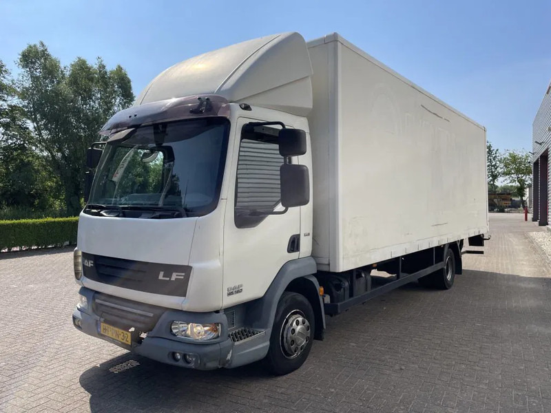DAF LF 45 / HOLLAND TRUCK / DHOLLANDIA LAADKLEP / APK - TUV MAART 2024 / - Camion fourgon: photos 2 DAF LF 45 / HOLLAND TRUCK / DHOLLANDIA LAADKLEP / APK - TUV MAART 2024 / - Camion fourgon: photos 2