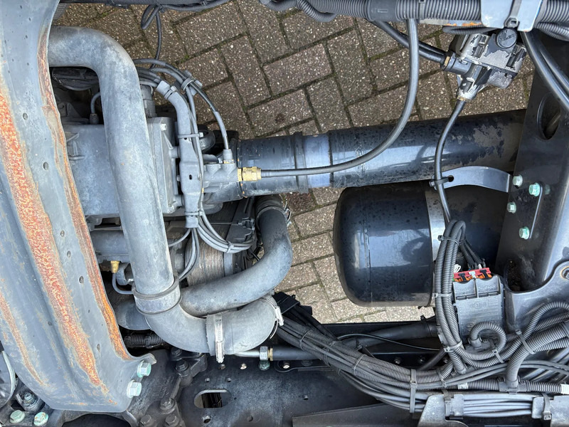 MAN TGX 18.500 4x2 / YEAR 2019 / RETARDER / - Tracteur routier: photos 5 MAN TGX 18.500 4x2 / YEAR 2019 / RETARDER / - Tracteur routier: photos 5