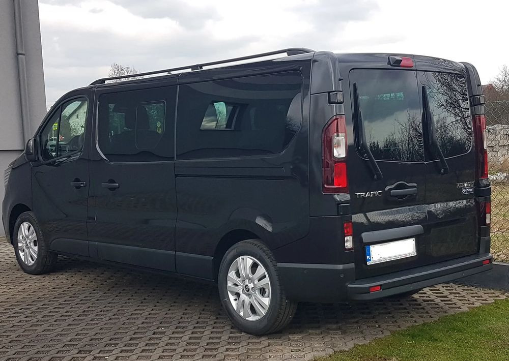 Renault Trafic - SUV: photos 3 Renault Trafic - SUV: photos 3