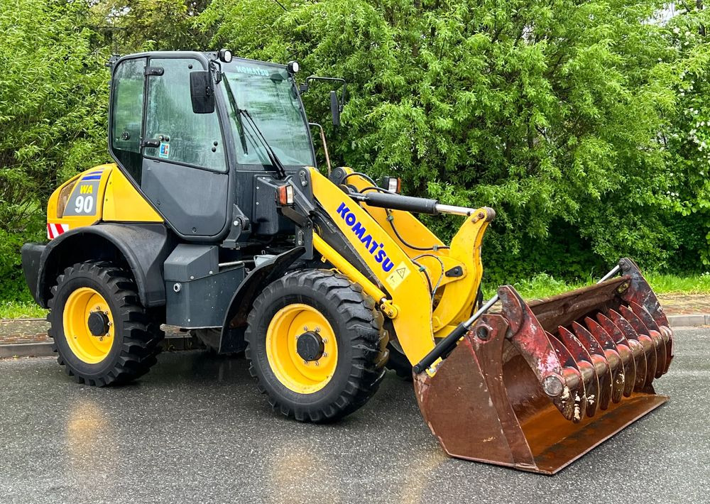 Komatsu Ładowarka KOMATSU WA 90 STAN IDEALNY - Chargeuse sur pneus: photos 2 Komatsu Ładowarka KOMATSU WA 90 STAN IDEALNY - Chargeuse sur pneus: photos 2