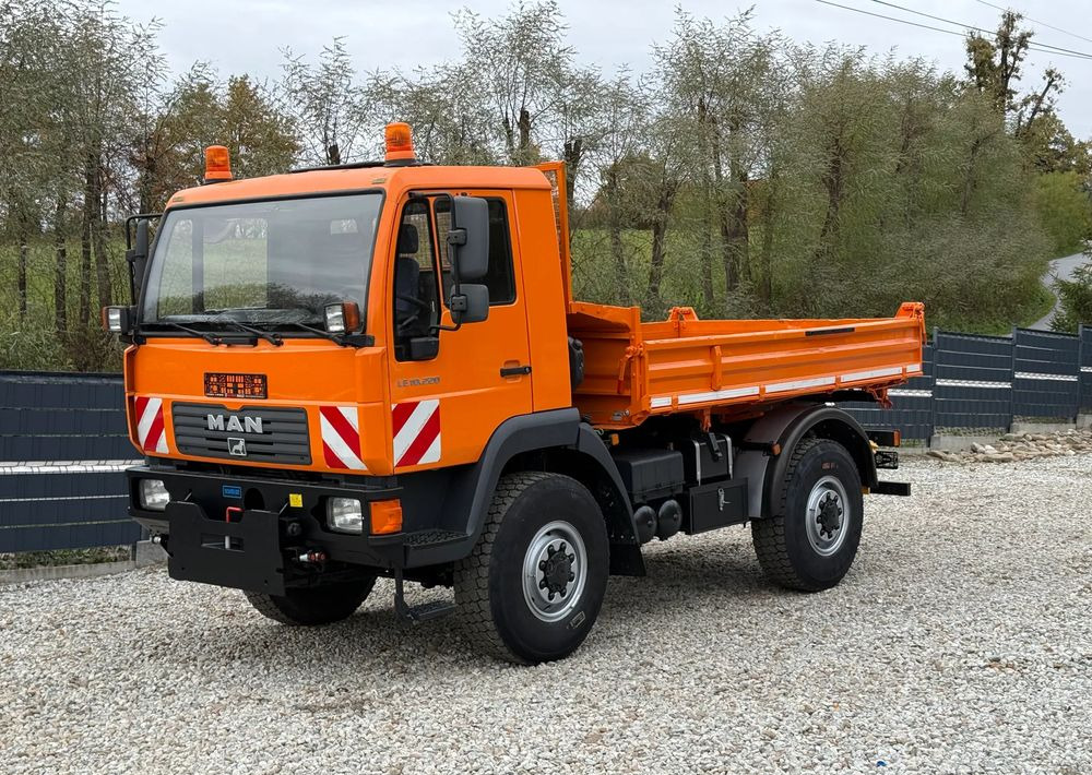 MAN * MAN 10-220 * Wywrotka Kiper Meiller * 4x4 * Zimowe Utrzymanie * Unimog * - Camion benne: photos 2 MAN * MAN 10-220 * Wywrotka Kiper Meiller * 4x4 * Zimowe Utrzymanie * Unimog * - Camion benne: photos 2