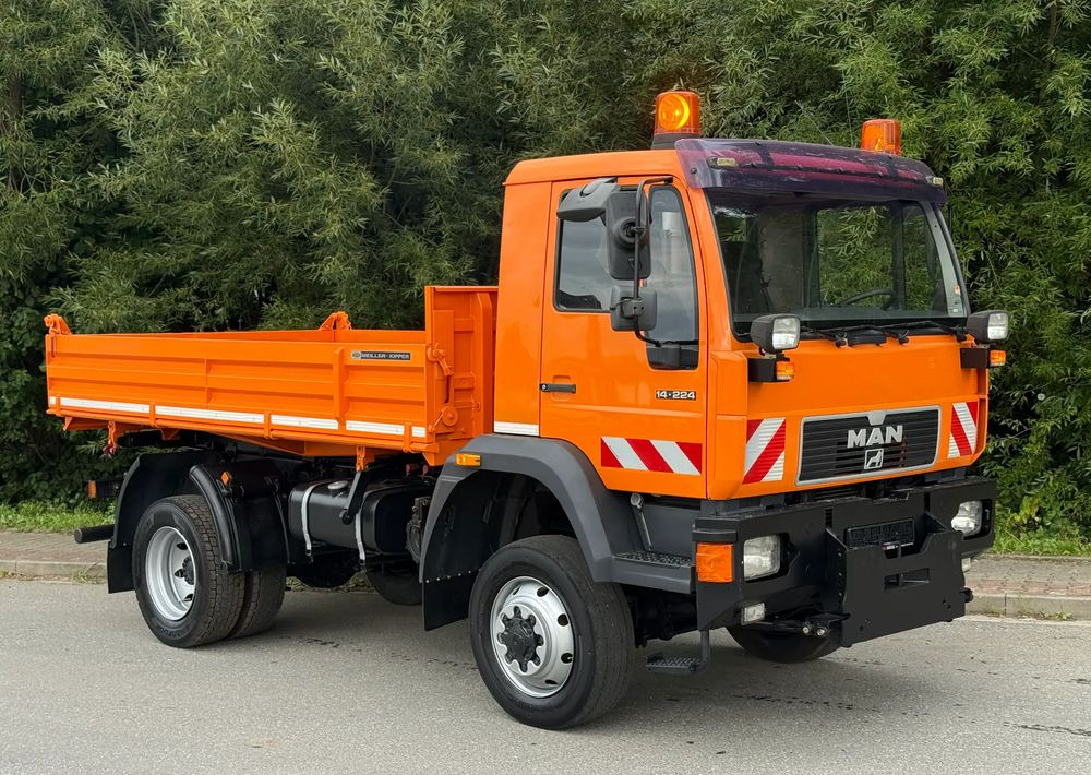 MAN * MAN 14-220 * Kiper Wywrotka Meiller * 4x4 * Zimowe Utrzymanie * Unimog * - Camion benne: photos 3 MAN * MAN 14-220 * Kiper Wywrotka Meiller * 4x4 * Zimowe Utrzymanie * Unimog * - Camion benne: photos 3
