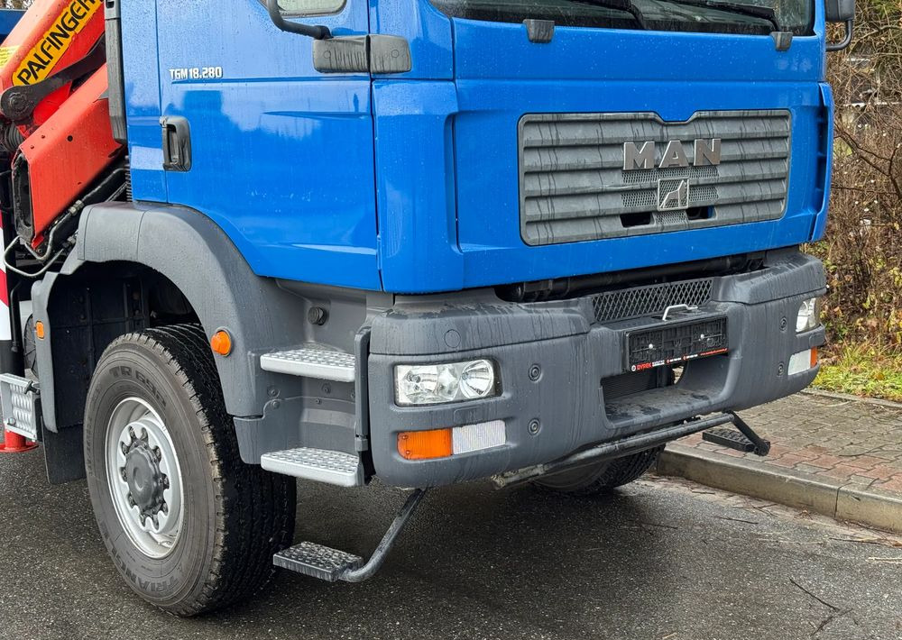 MAN * MAN 18 280 * Kiper Wywrotka * 4x4 * HDS Palfinger 120 STAN BARDZO DOBRY * Sprowadzony - Camion benne: photos 3 MAN * MAN 18 280 * Kiper Wywrotka * 4x4 * HDS Palfinger 120 STAN BARDZO DOBRY * Sprowadzony - Camion benne: photos 3